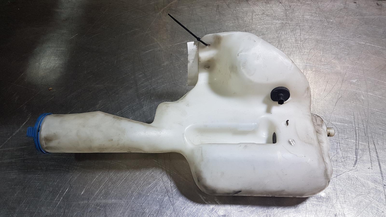 View Auto part Washer Bottle Mercedes Sprinter 2012