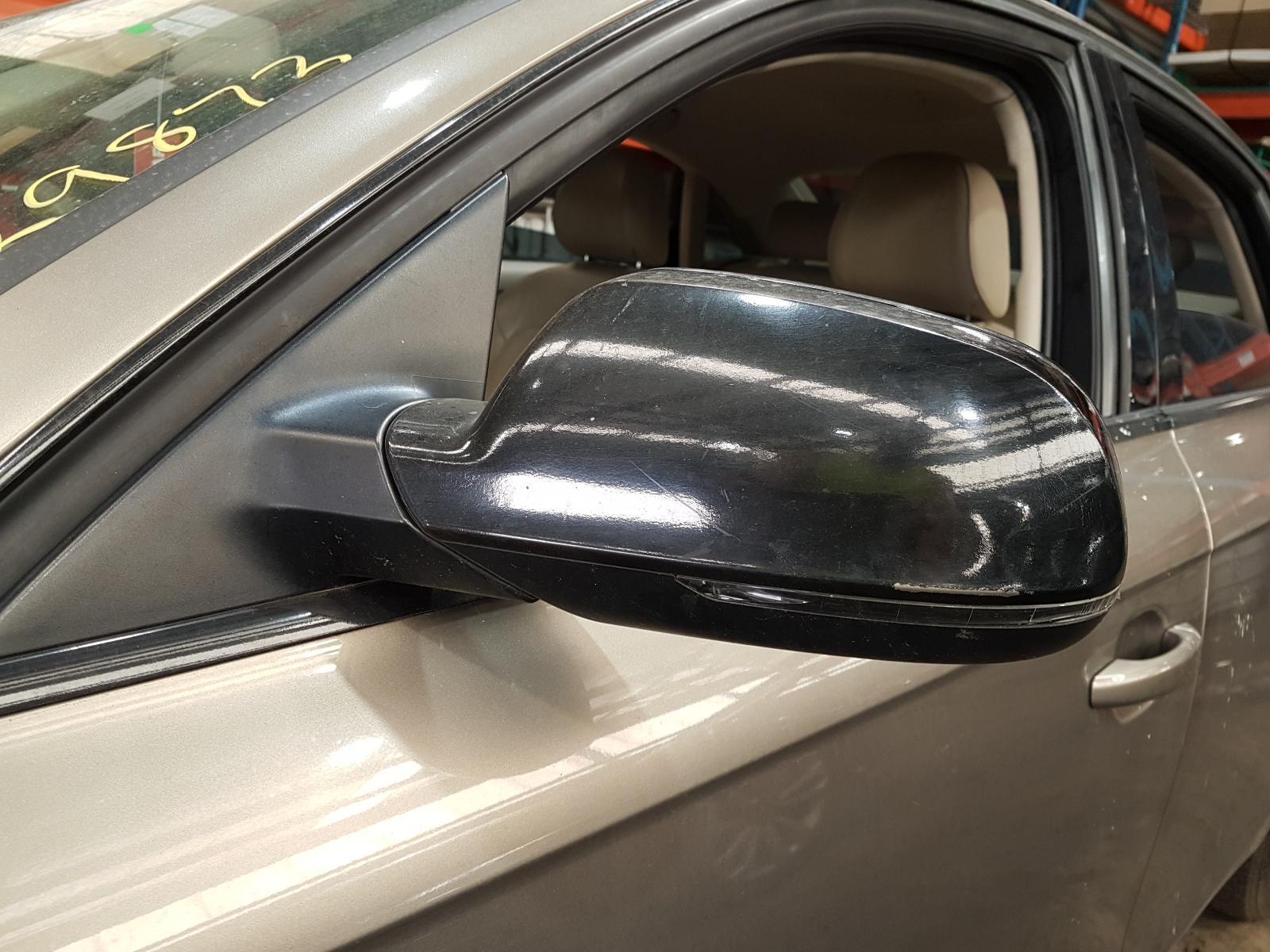 View Auto part Left Door Mirror Audi A4 2010
