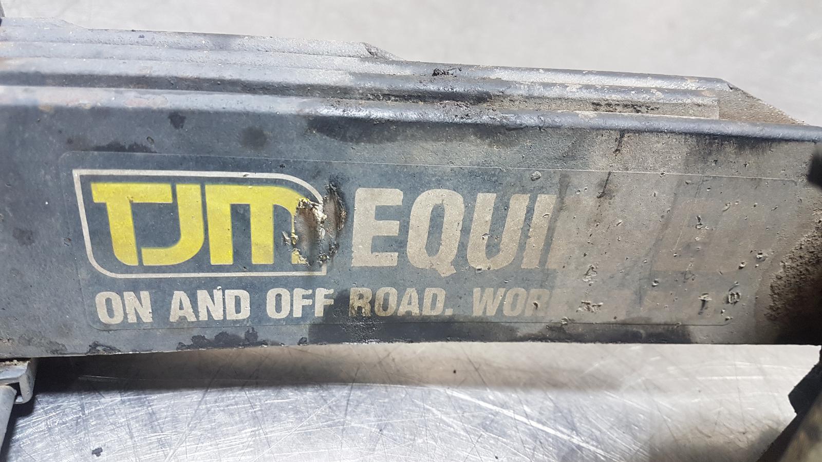 View Auto part Misc Isuzu Dmax 2011