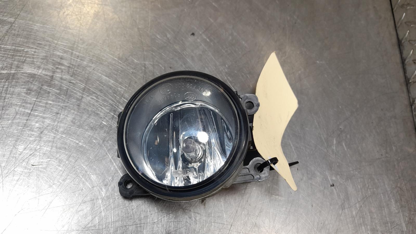 View Auto part Right Indicator/Fog/Side Land Rover Discovery 2011