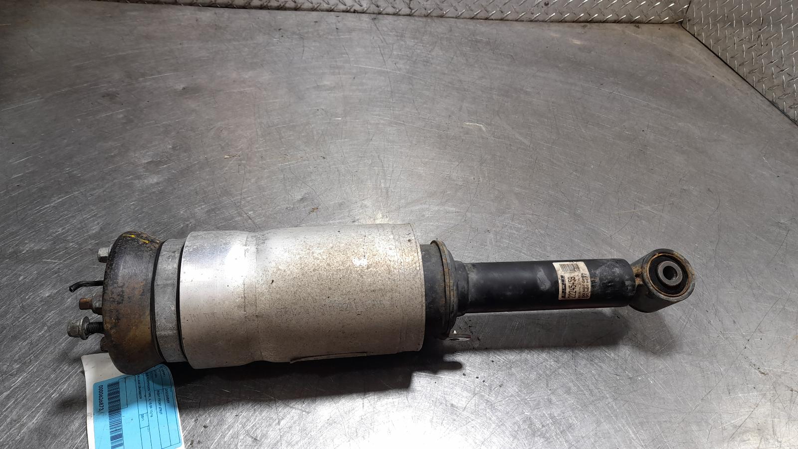 View Auto part Right Front Strut Land Rover Discovery 2011