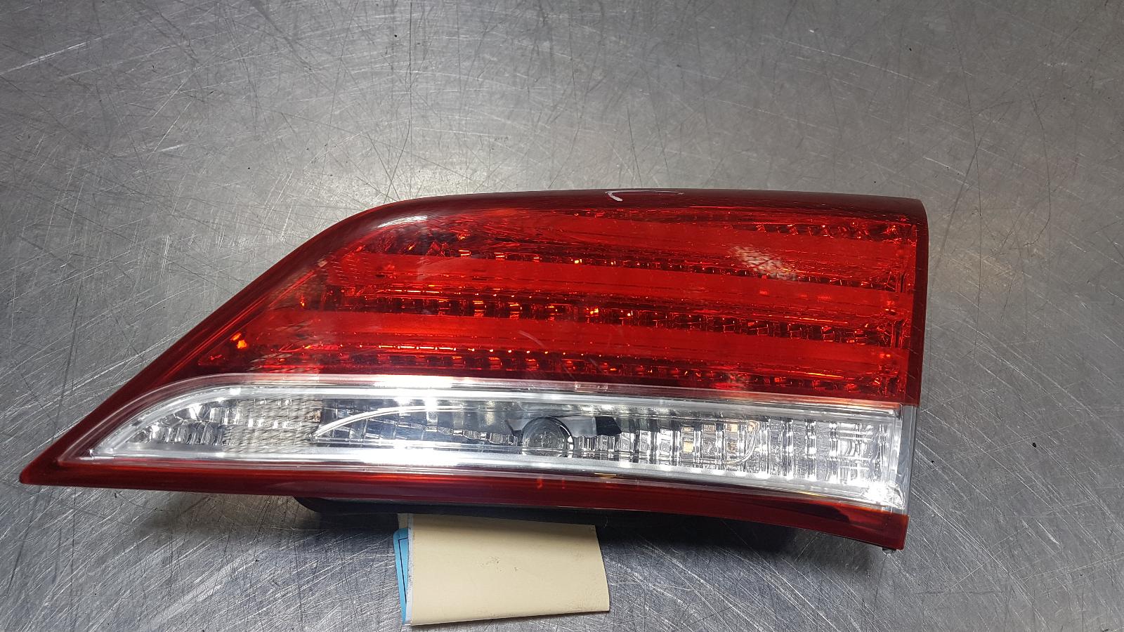 View Auto part Rear Garnish Hyundai I40 2013