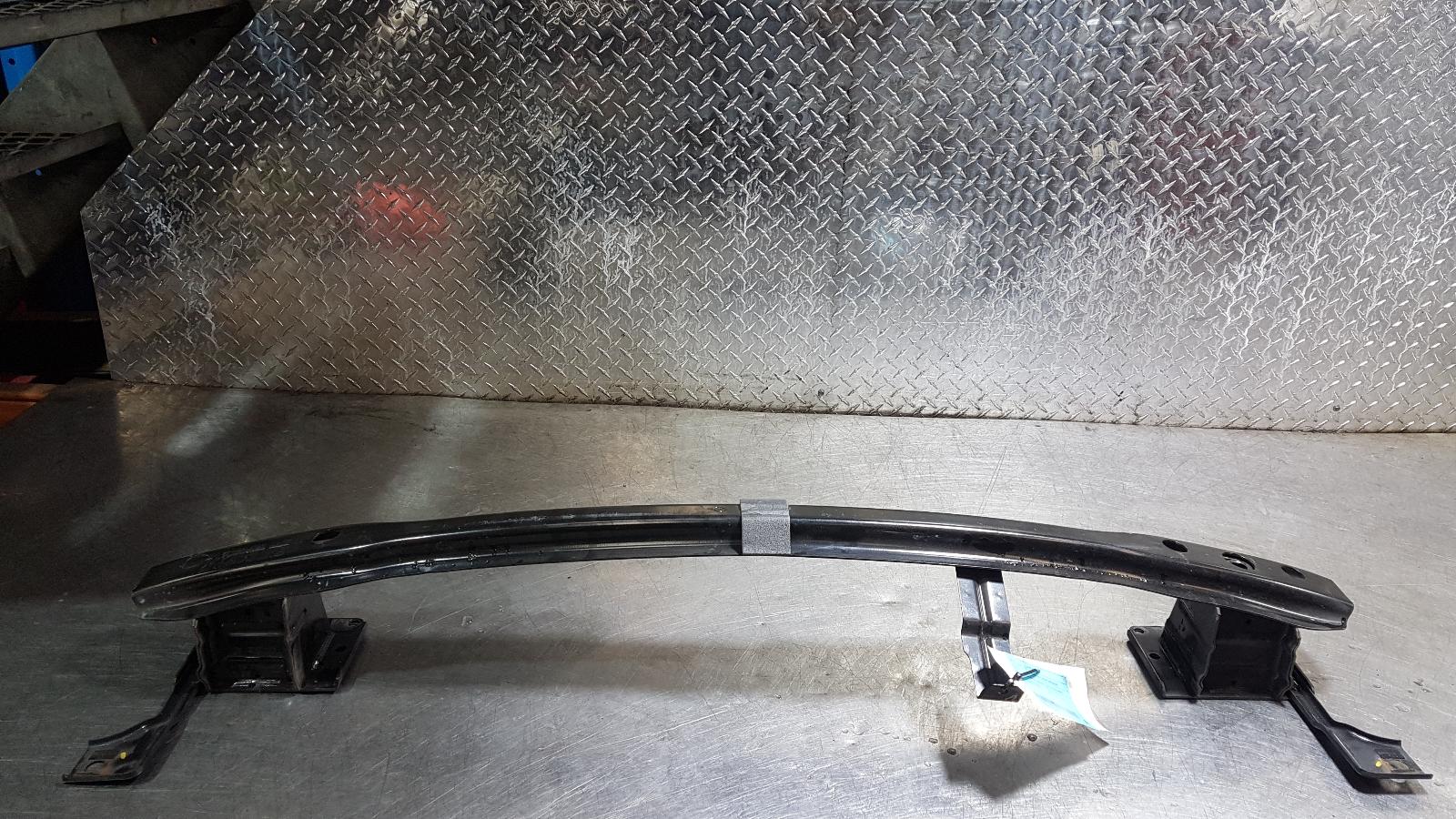 View Auto part R/Bar Bracket/Reinfo Mini Cooper 2010