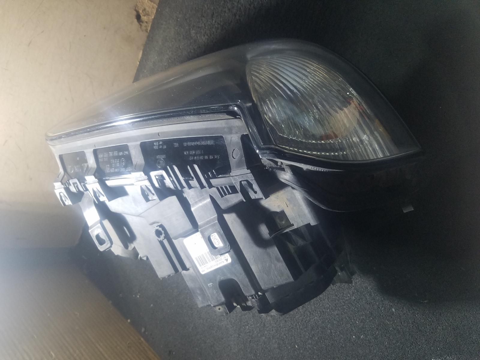 View Auto part Right Headlamp Bmw X3 2010