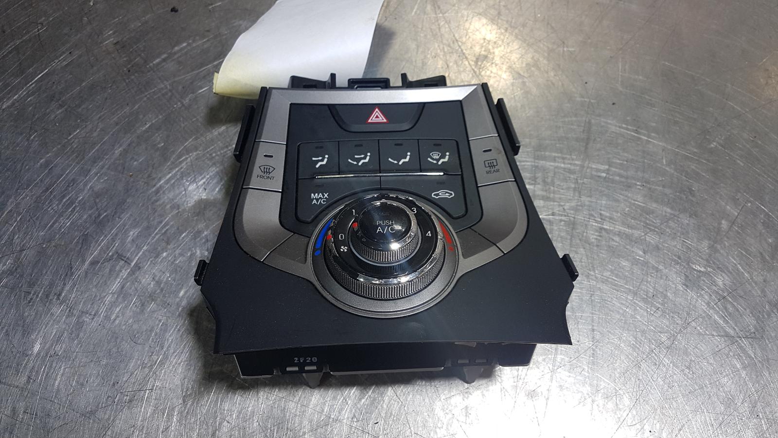 View Auto part Heater/Ac Controls Hyundai Elantra 2012