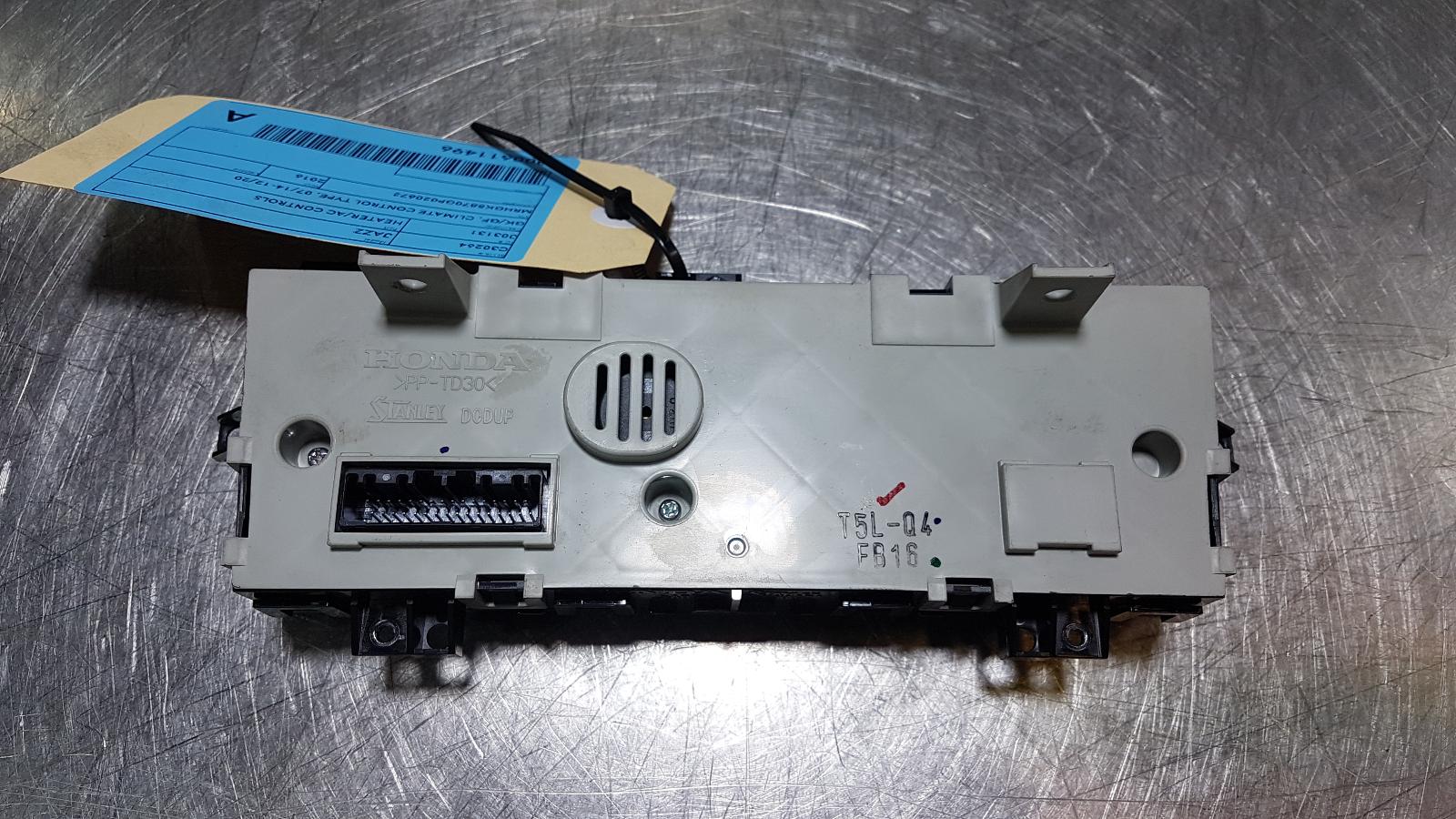 View Auto part Heater/Ac Controls Honda Jazz 2016