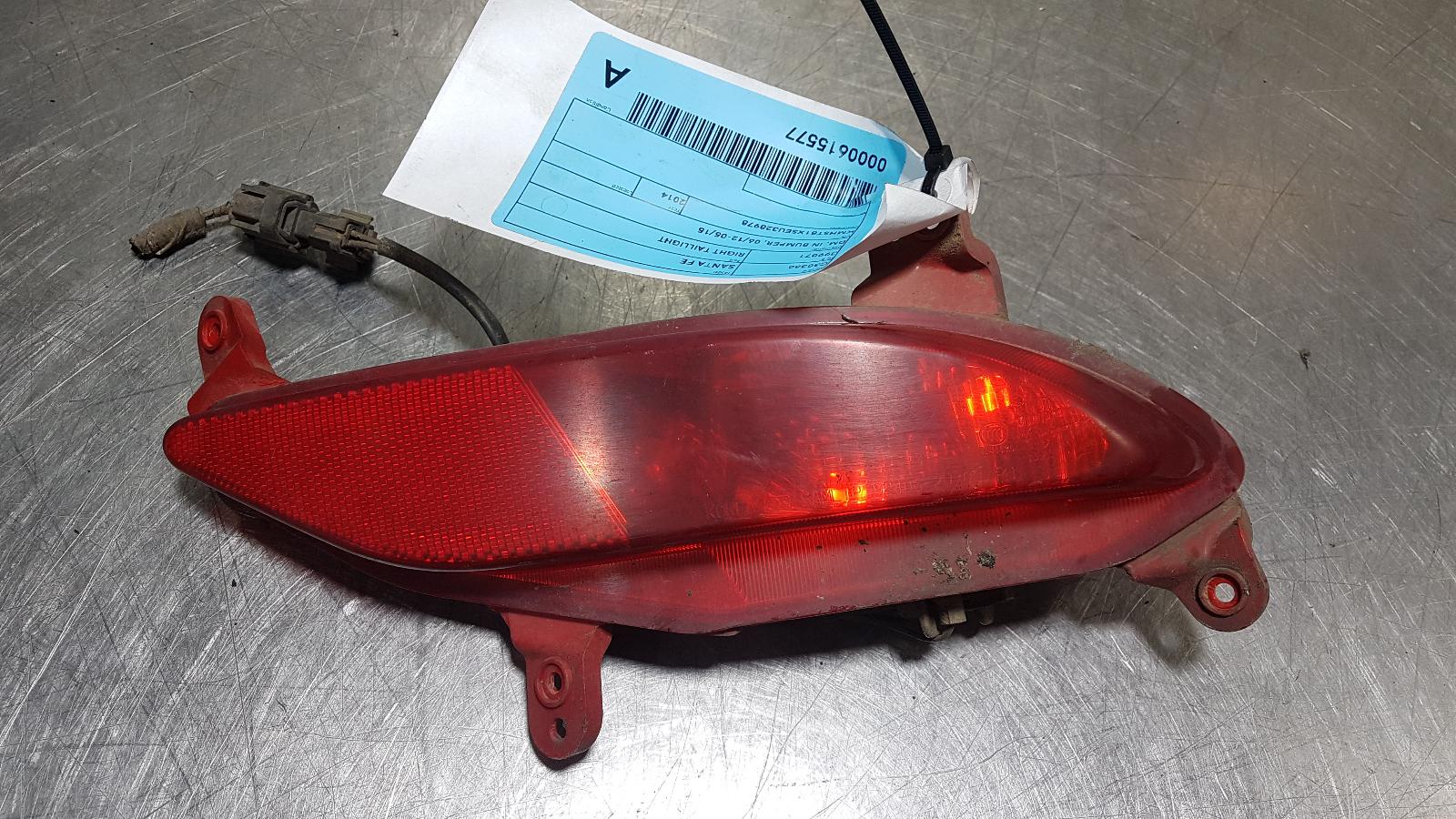 View Auto part Right Taillight Hyundai Santa Fe 2014