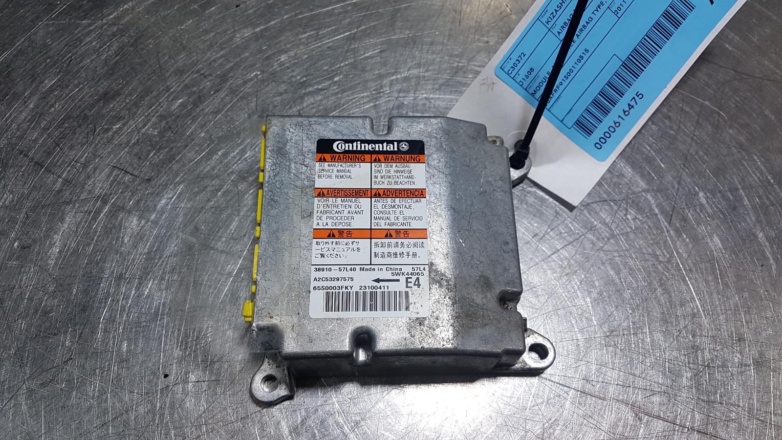 View Auto part Airbag Module/Sensor Suzuki Kizashi 2011