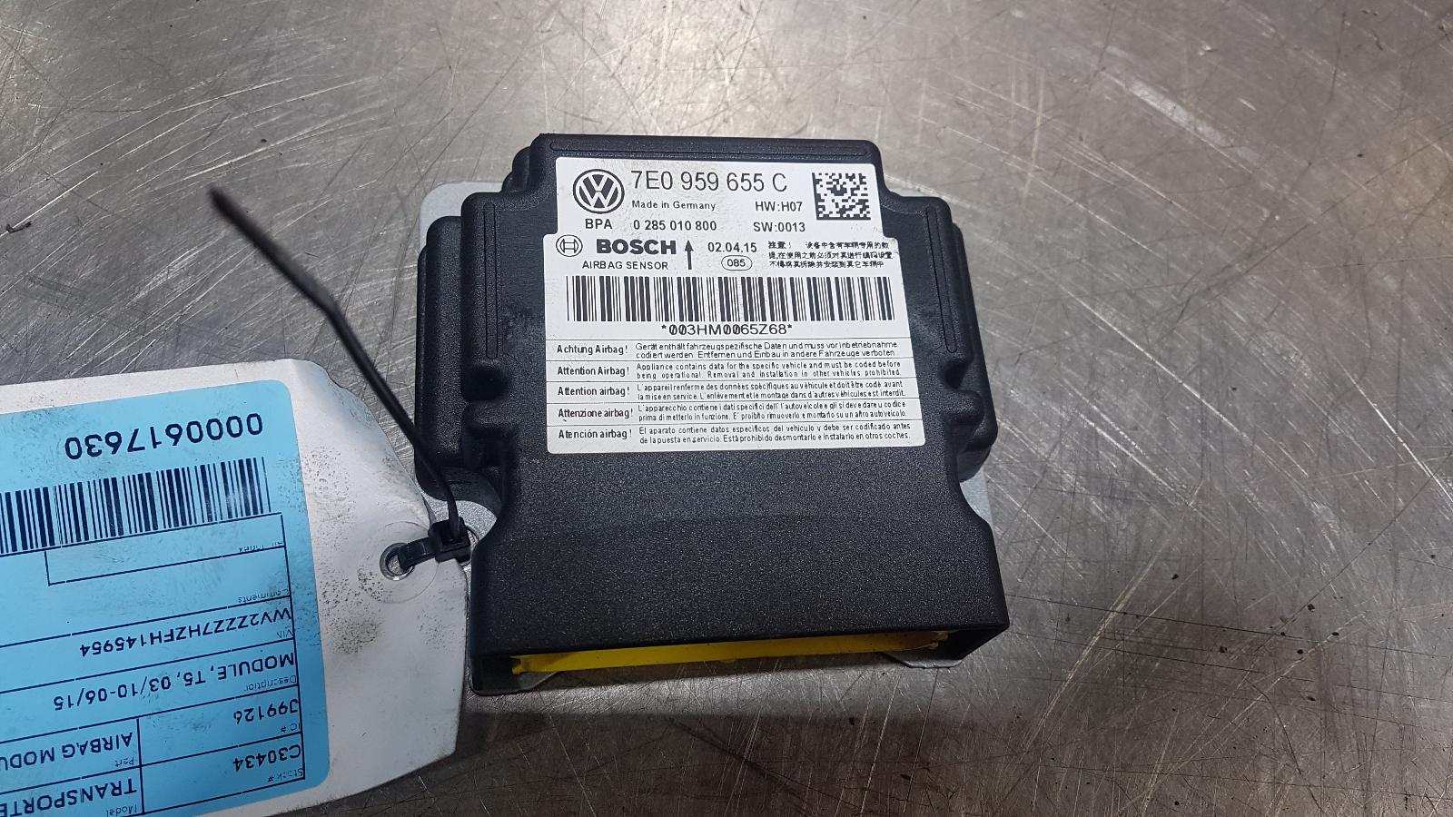 View Auto part Airbag Module/Sensor Volkswagen Transporter 2014