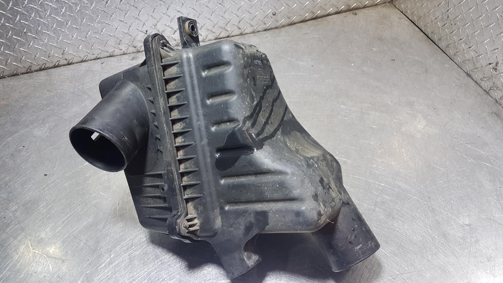 View Auto part Air Cleaner/Box Holden Captiva 2013