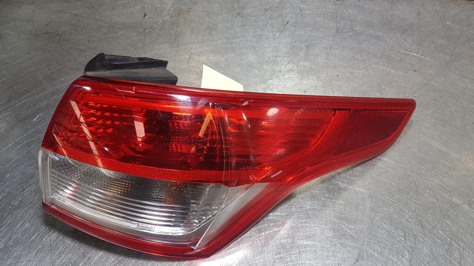 View Auto part Right Taillight Ford Kuga 2016