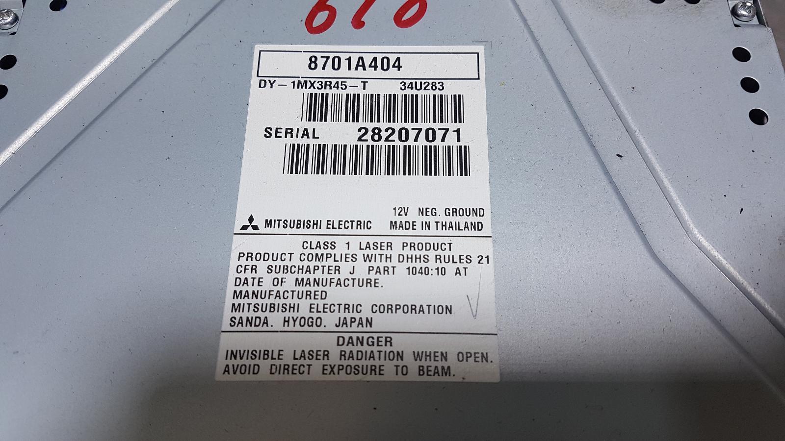 View Auto part Radio/Cd/Dvd/Sat/Tv Mitsubishi Outlander 2013