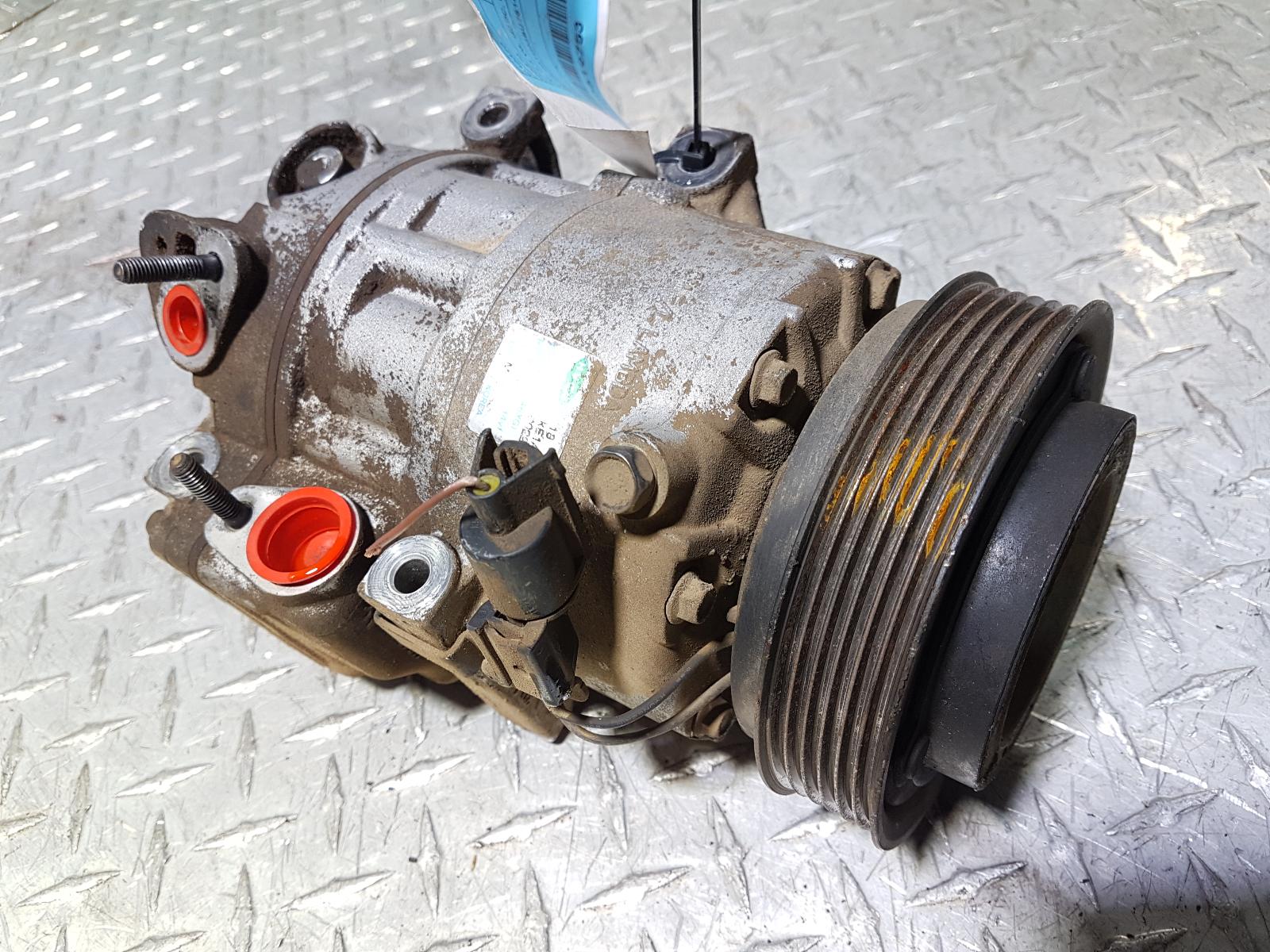 View Auto part A/C Compressor Hyundai Santa Fe 2011