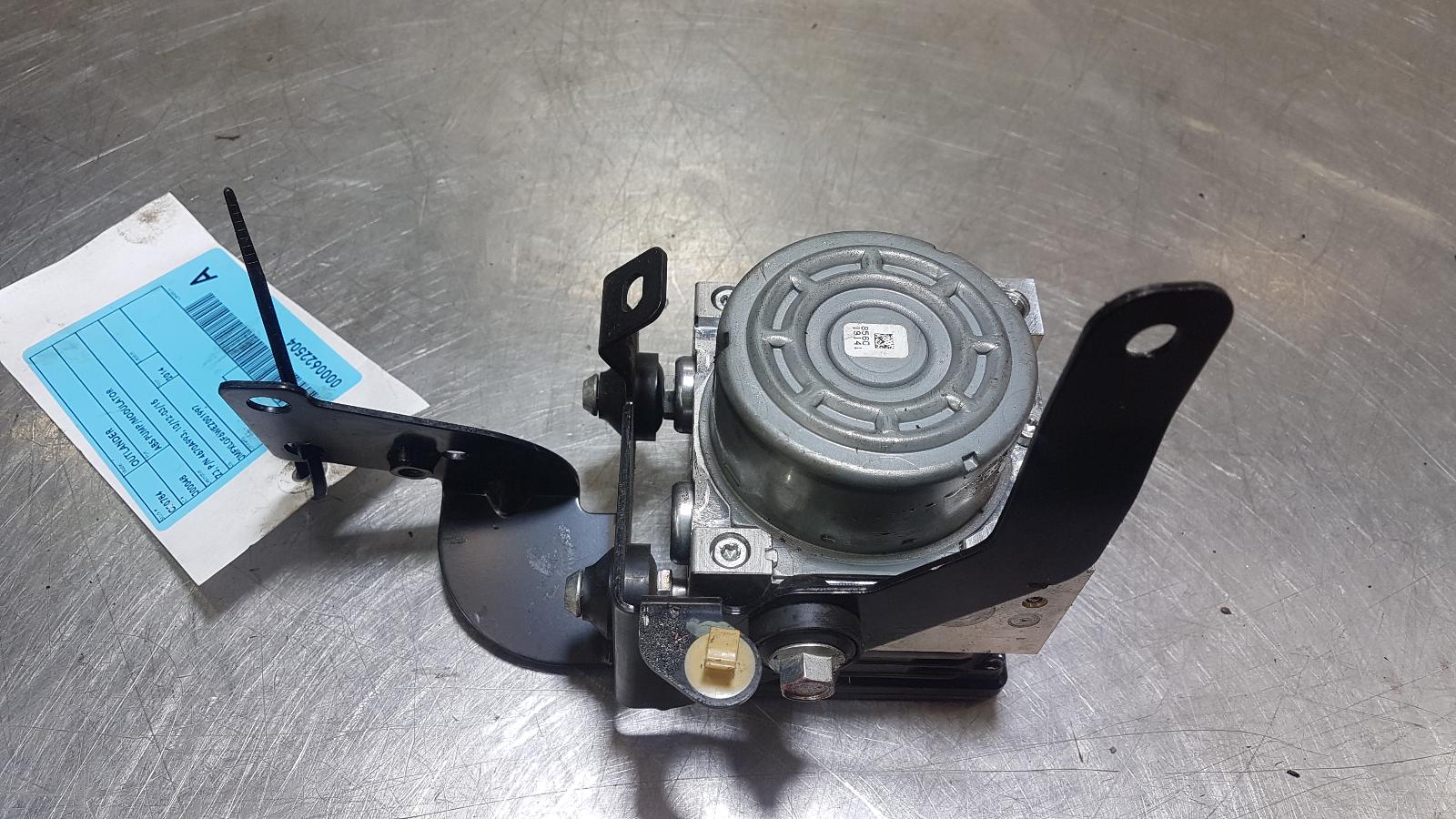 View Auto part Abs Pump/Modulator Mitsubishi Outlander 2014