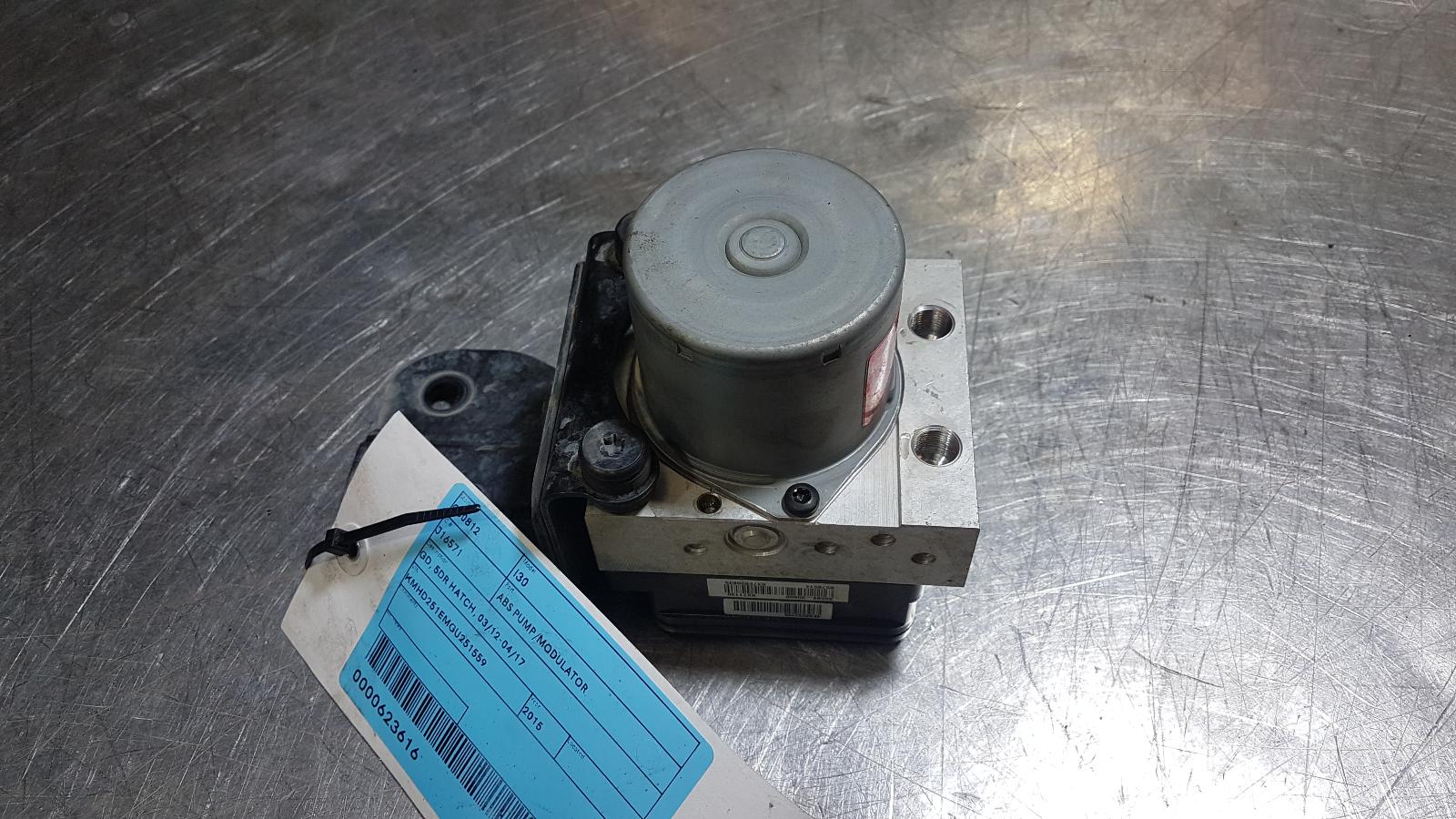 View Auto part Abs Pump/Modulator Hyundai I30 2015