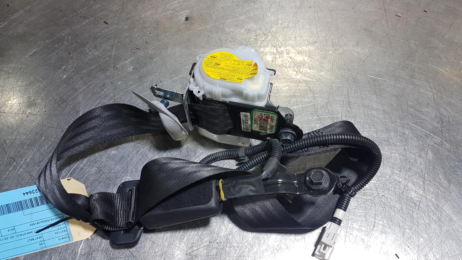 View Auto part Seatbelt/Stalk Hyundai I30 2015