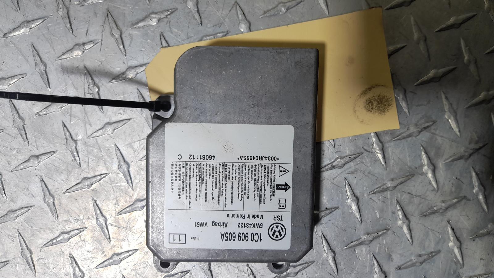 View Auto part Airbag Module/Sensor Volkswagen Transporter 2009