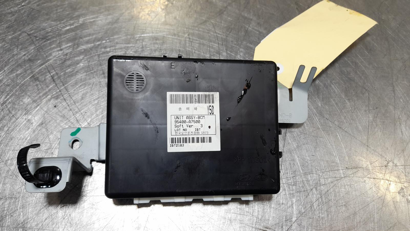 View Auto part Ecu Kia Cerato 2014