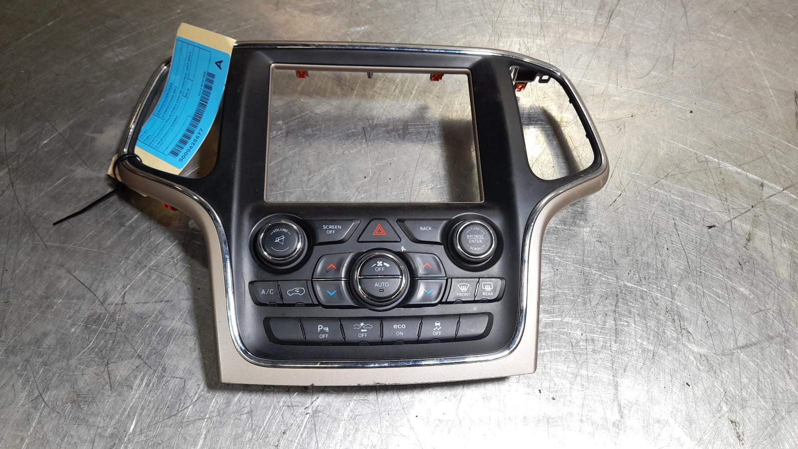 View Auto part Radio/Cd/Dvd/Sat/Tv Jeep Grandcherokee 2015