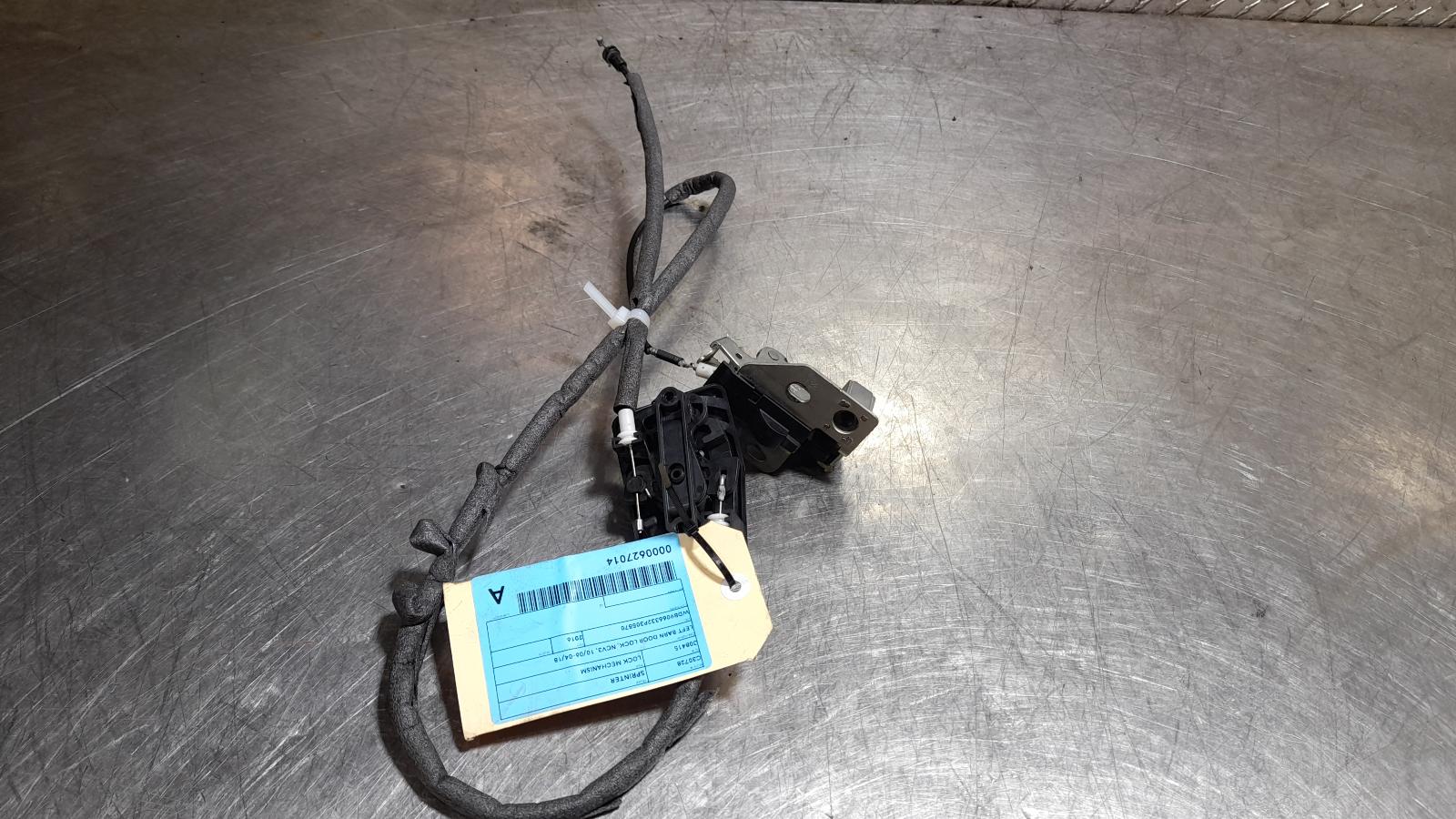 View Auto part Door/Boot/Gate Lock Mercedes Sprinter 2016