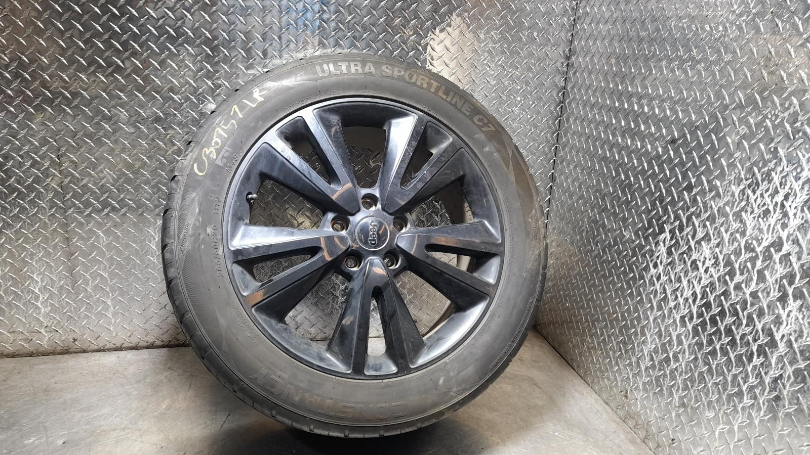 View Auto part Wheel Mag Jeep Grandcherokee 2012