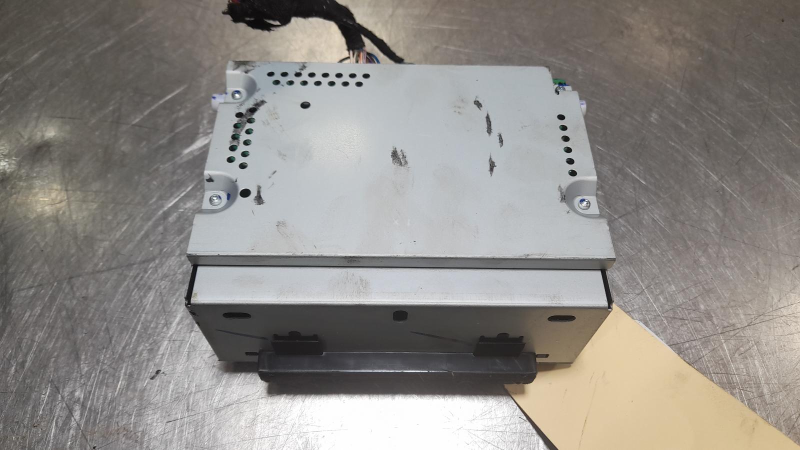 View Auto part Radio/Cd/Dvd/Sat/Tv Ford Fiesta 2012