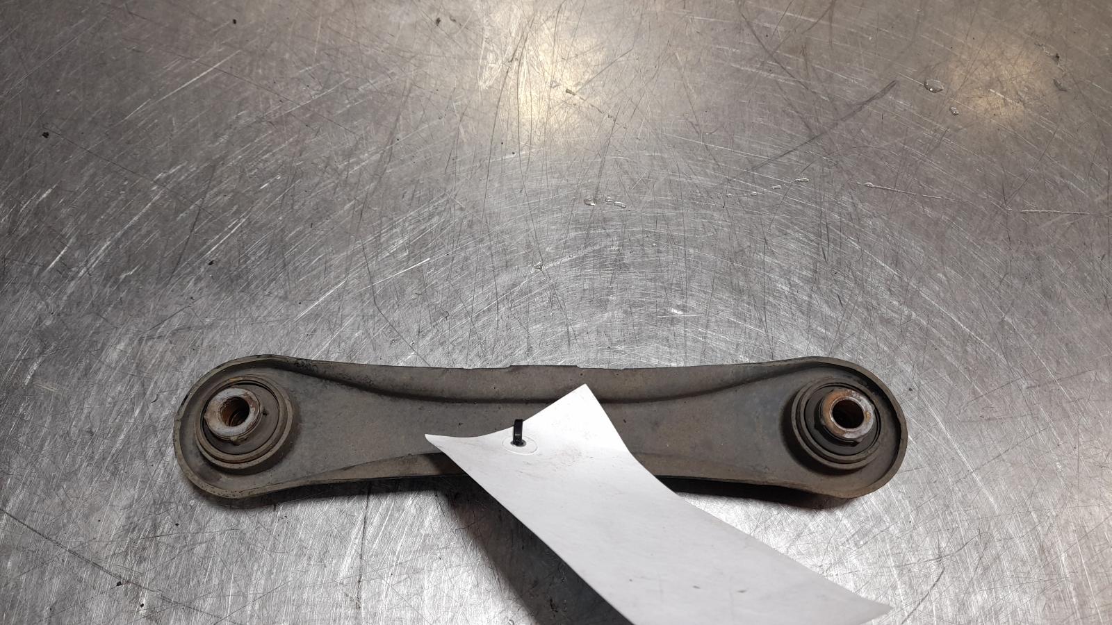 View Auto part Left Rear Trailing Arm Mitsubishi Asx 2016