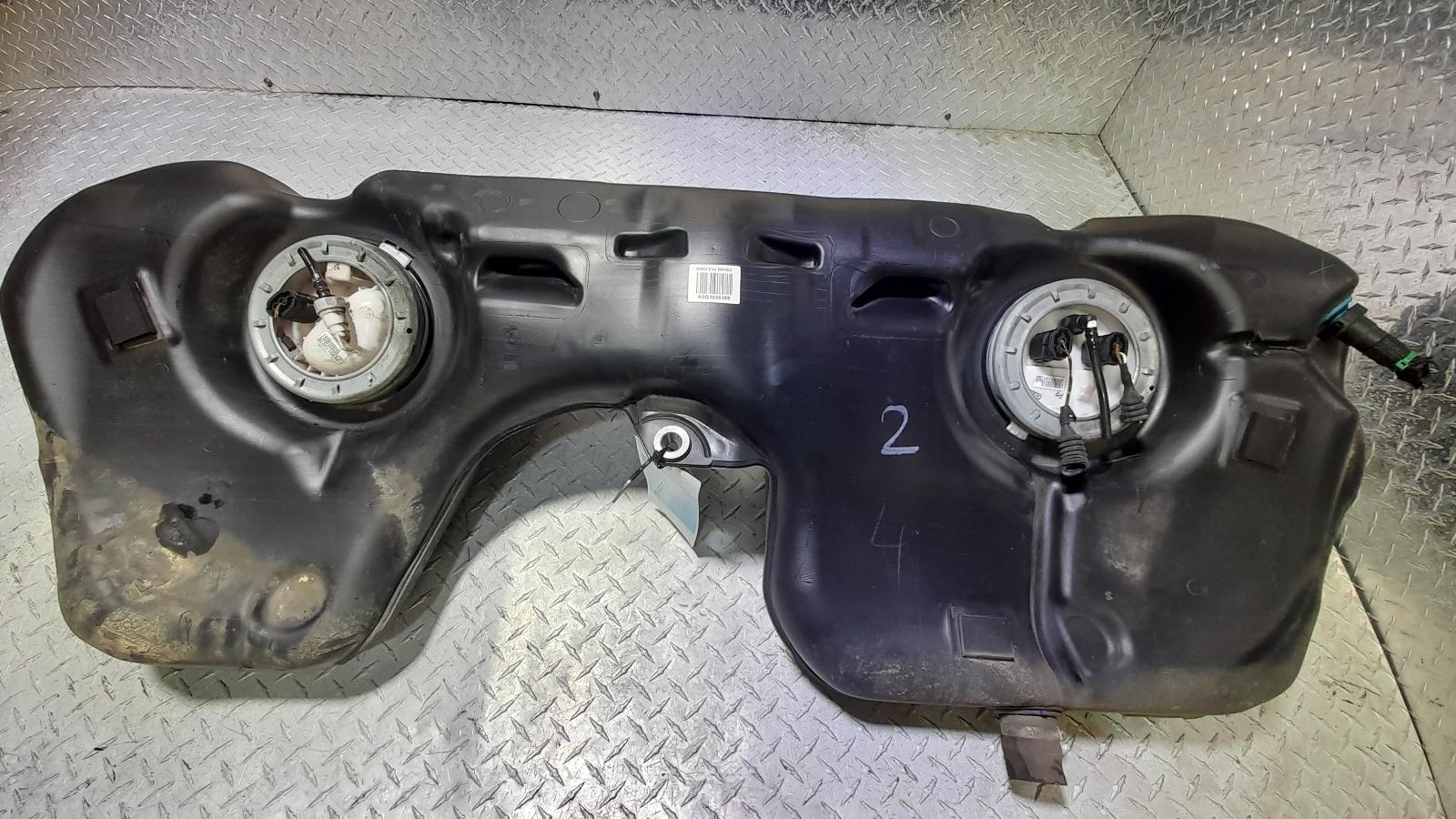 View Auto part Fuel Tank Bmw X1 2011