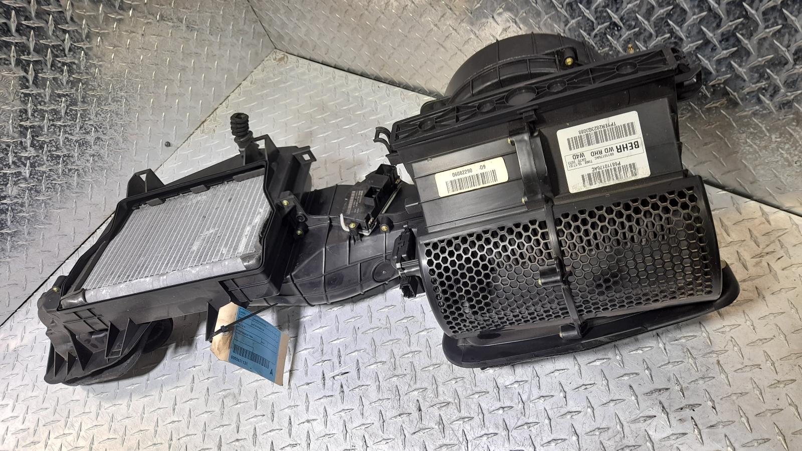 View Auto part A/C Evaporator Jeep Grandcherokee 2014