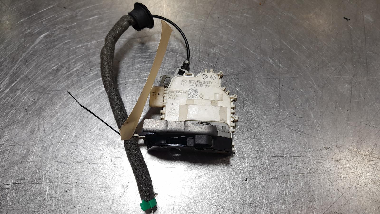 View Auto part Door/Boot/Gate Lock Audi Q3 2014