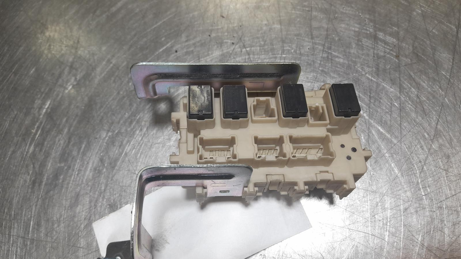 View Auto part Fuse Box Nissan Navara 2016