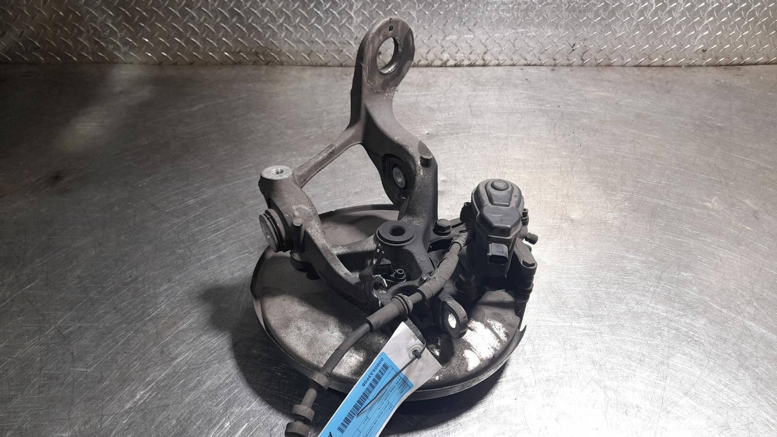 View Auto part Right Rear Hub Assembly Audi A4 2010