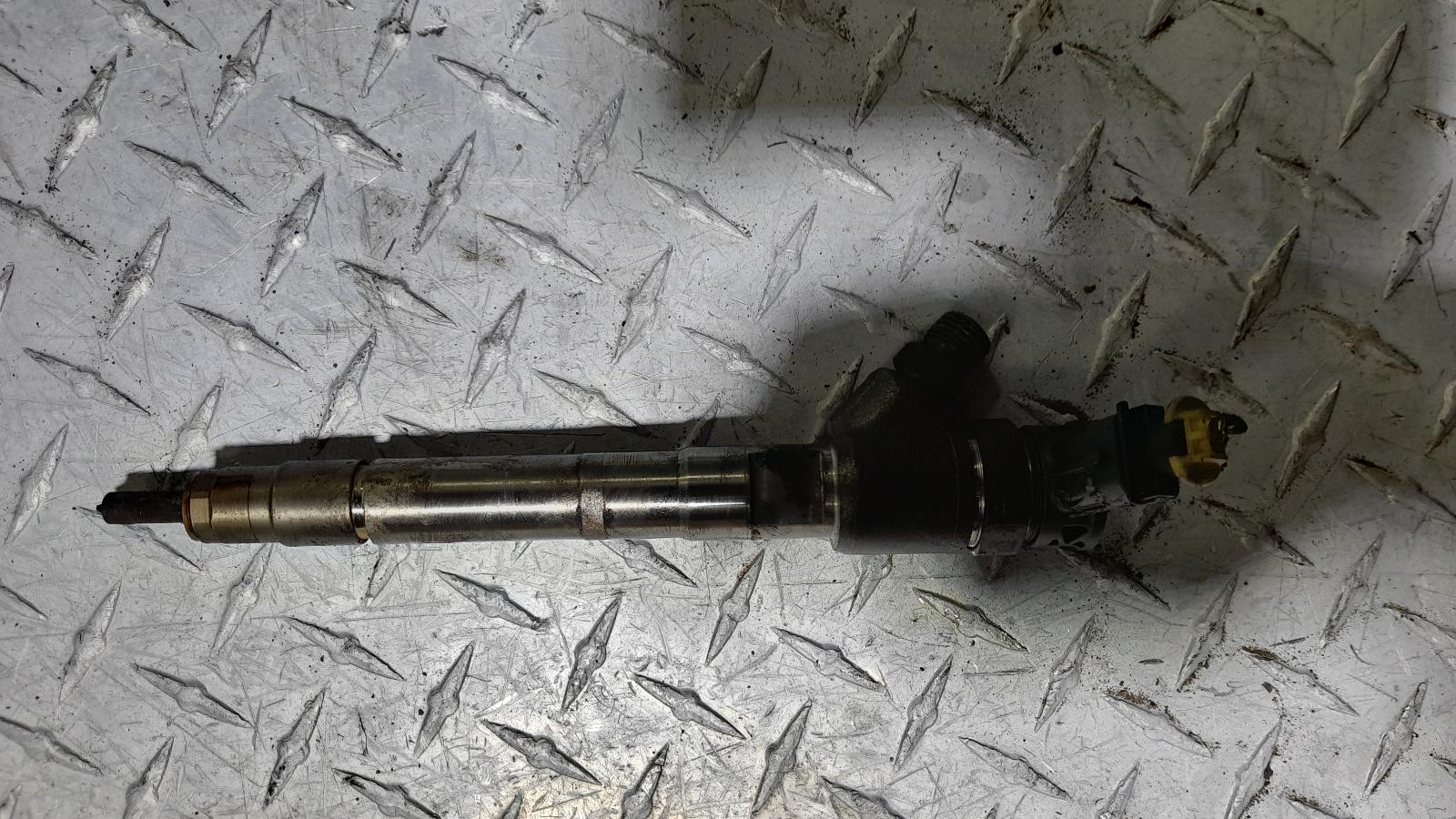 View Auto part Fuel Injector Jeep Grandcherokee 2014