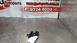 View Auto part Fuse Box Mazda 3 2015