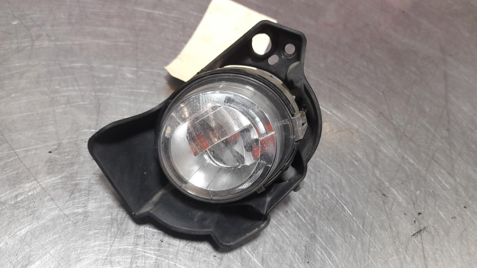 2015 Mazda 3 Left Indicator/Fog/Side View Auto part Left Indicator/Fog/Side Mazda 3 2015