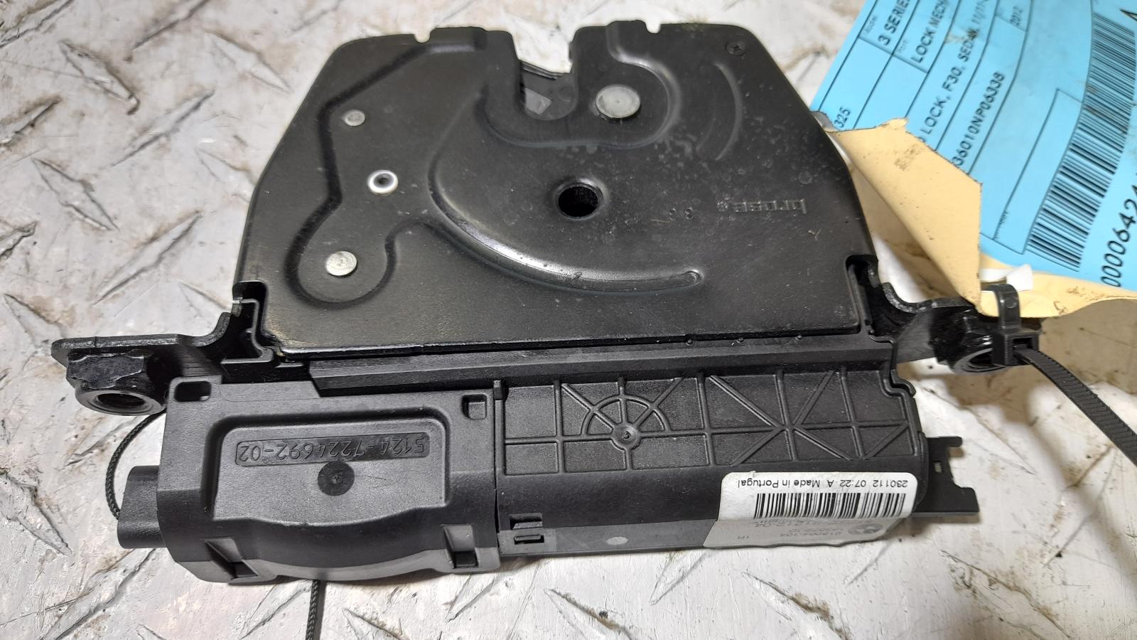 View Auto part Door/Boot/Gate Lock Bmw 3 Series 2012