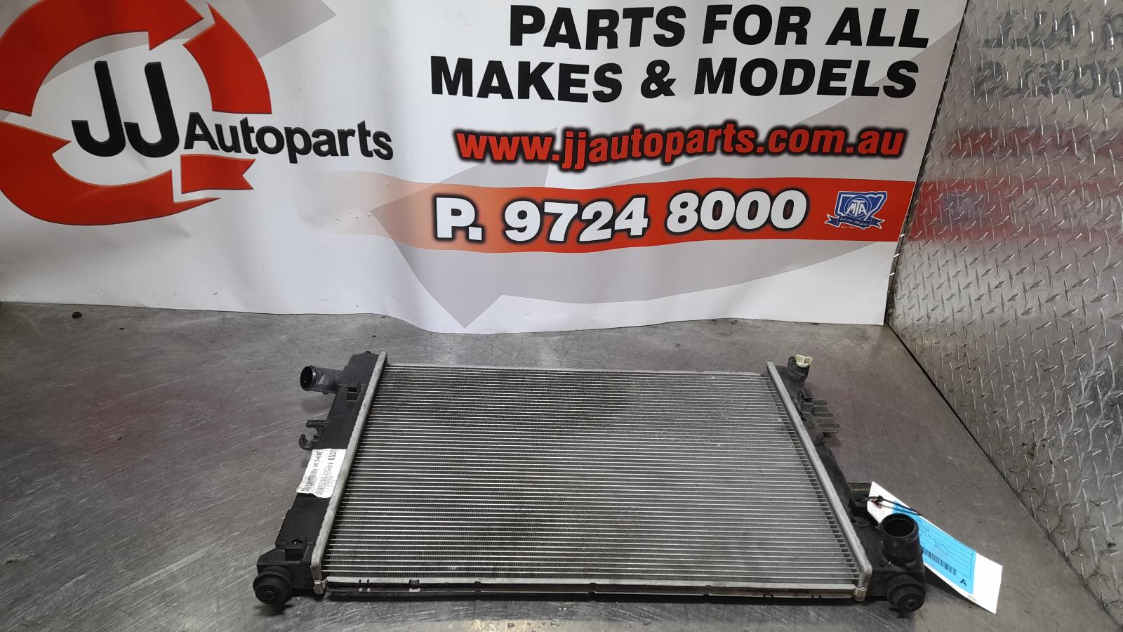 View Auto part Radiator Hyundai I30 2013