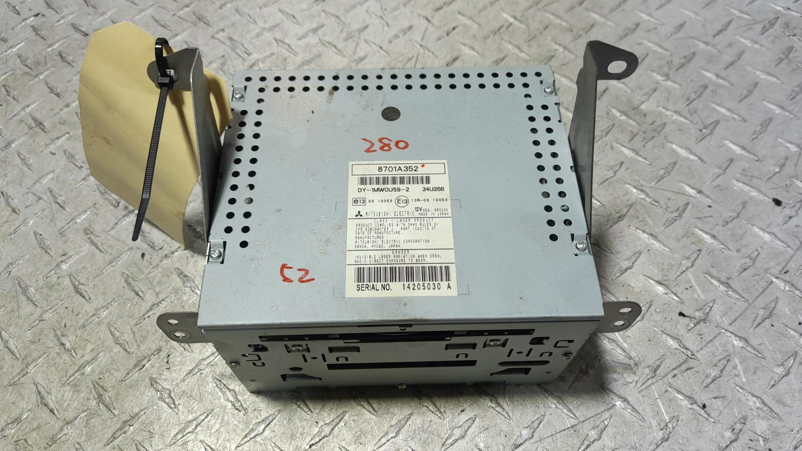 View Auto part Radio/Cd/Dvd/Sat/Tv Mitsubishi Asx 2011