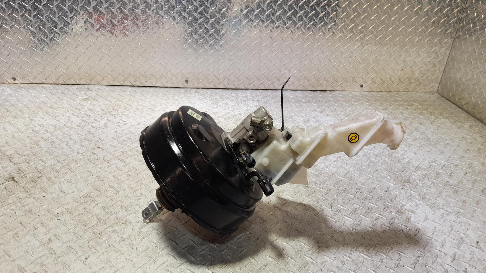 View Auto part Brake Booster Hyundai Santa Fe 2013