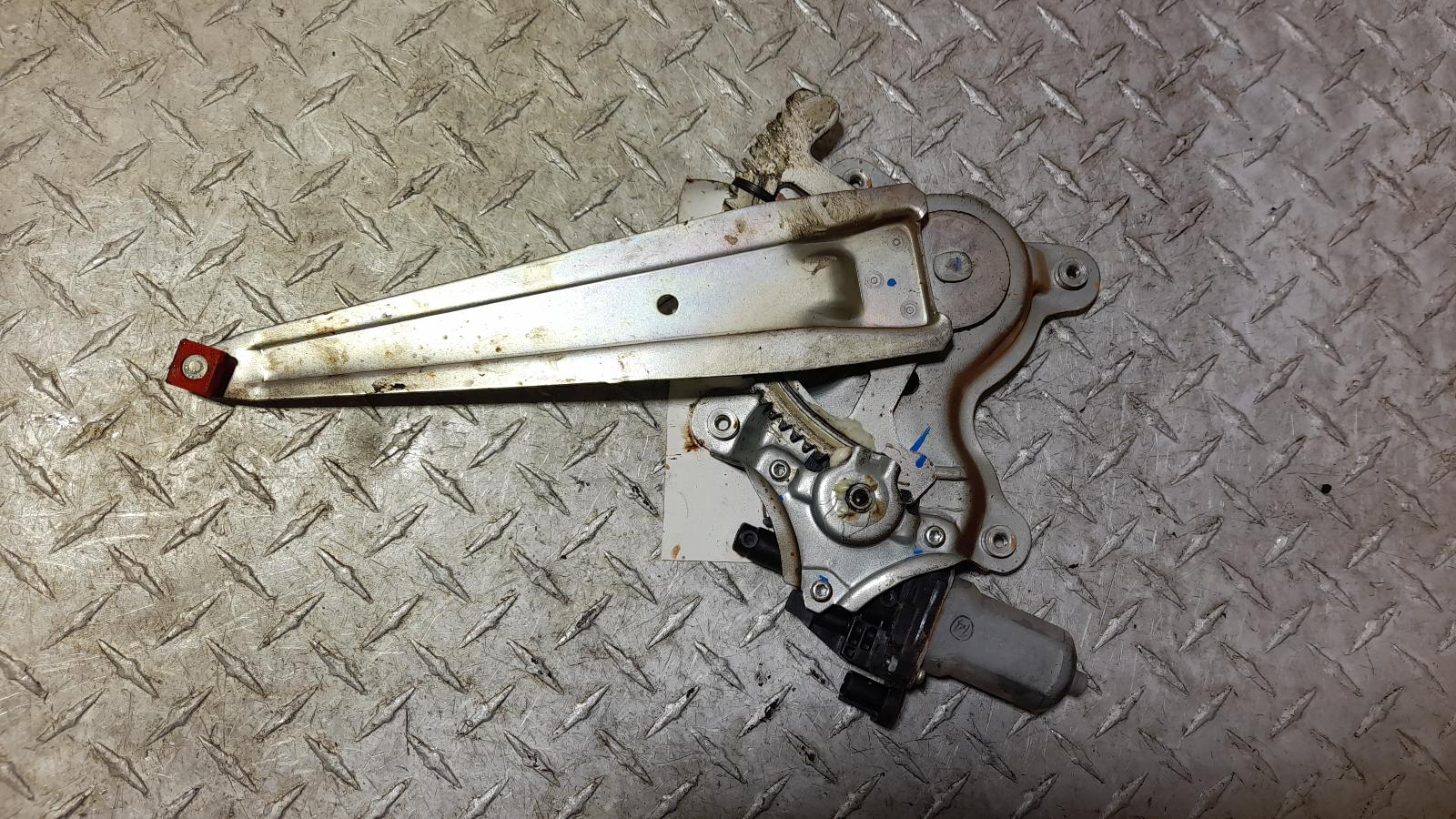 View Auto part Left Rear Wnd Reg/Motor Toyota Hilux 2011