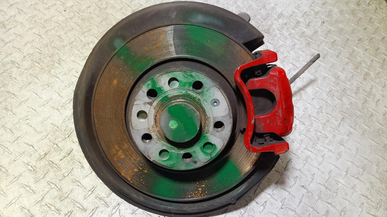 View Auto part Left Rear Hub Assembly Volkswagen Golf 2008