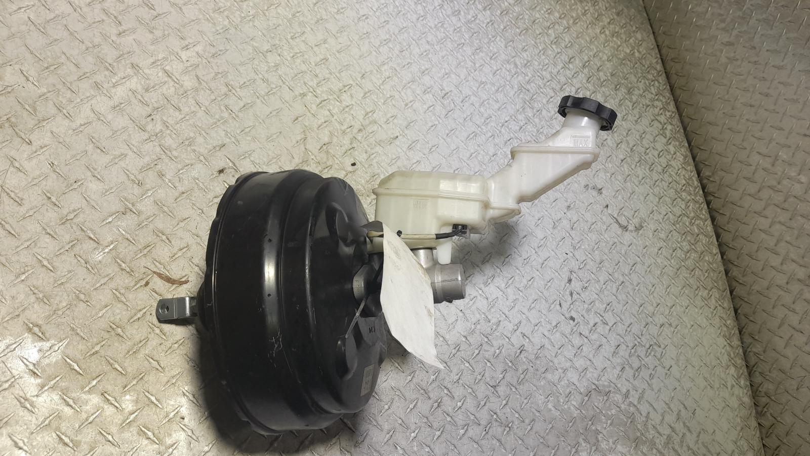 View Auto part Brake Booster Hyundai Santa Fe 2013