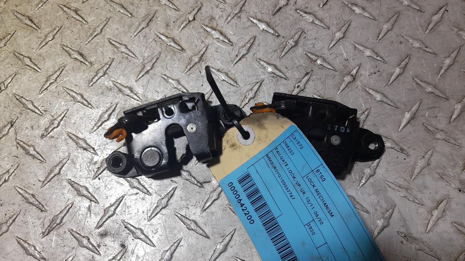 View Auto part Door/Boot/Gate Lock Mazda Bt50 2020