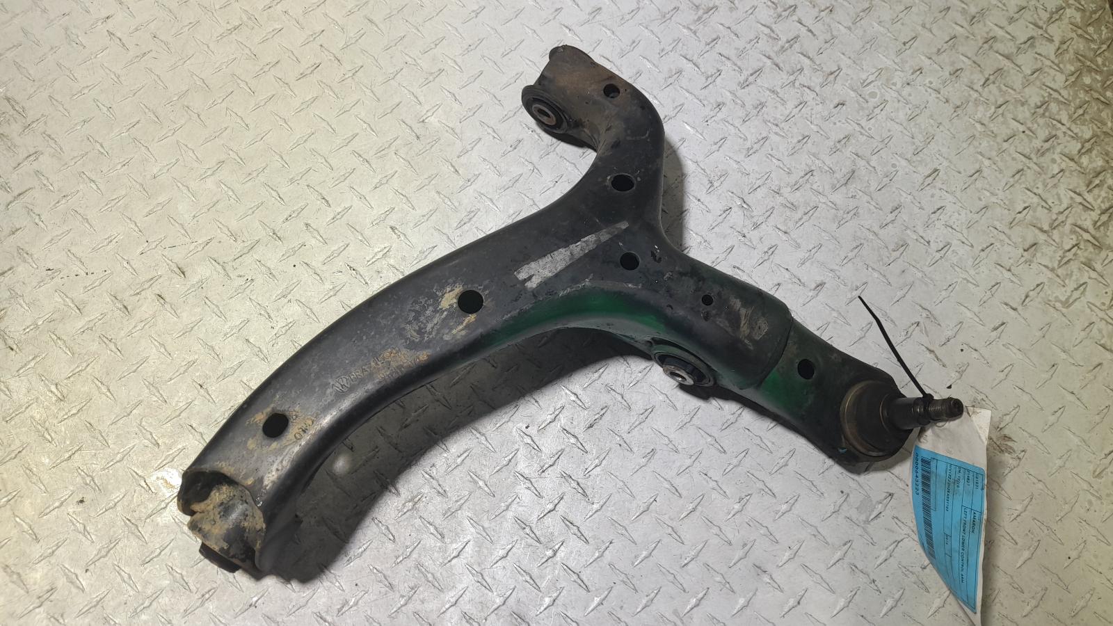 View Auto part Left Front Lower Control Arm Volkswagen Amarok 2014