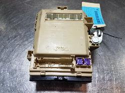 View Auto part Fuse Box Toyota Kluger 2013