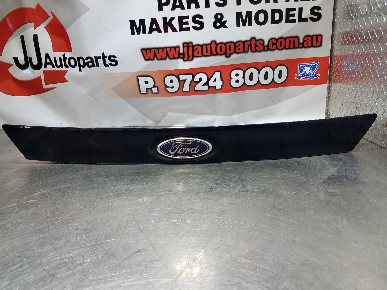 View Auto part Rear Garnish Ford Focus 2011