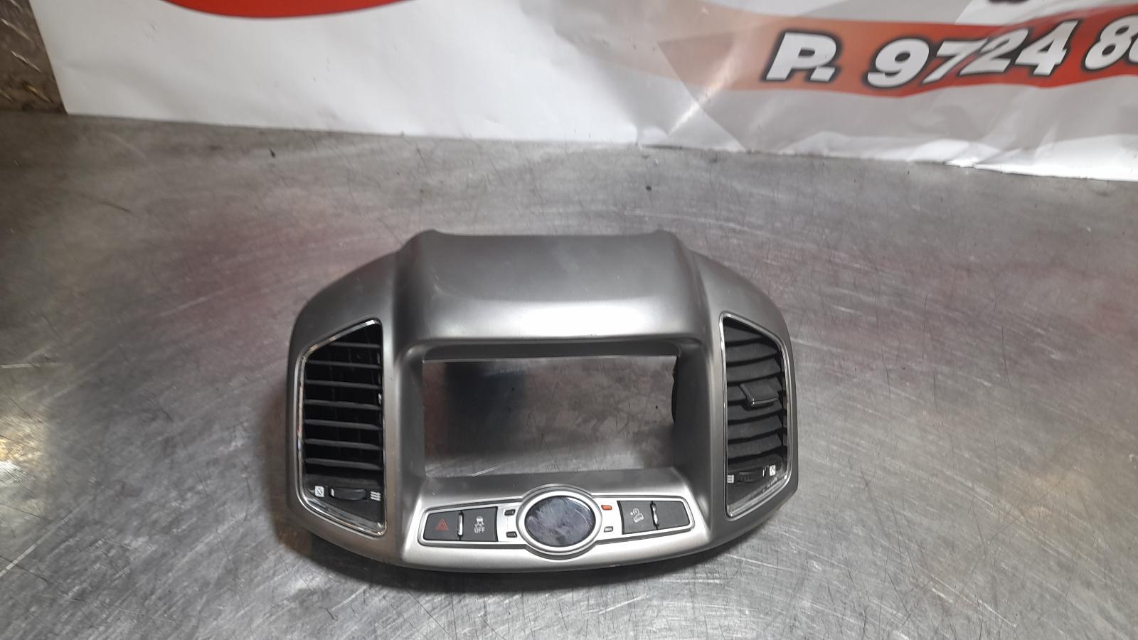 View Auto part Radio/Cd/Dvd/Sat/Tv Holden Captiva 2014
