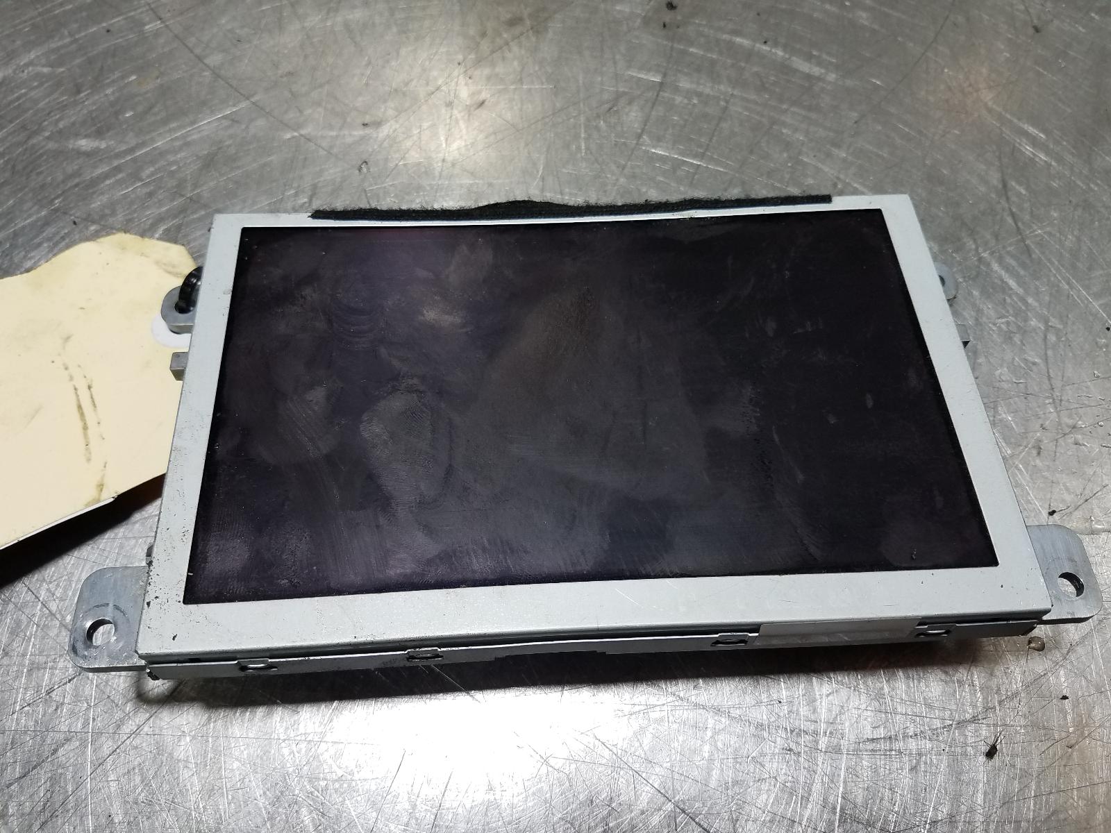 View Auto part Radio/Cd/Dvd/Sat/Tv Audi A4 2010