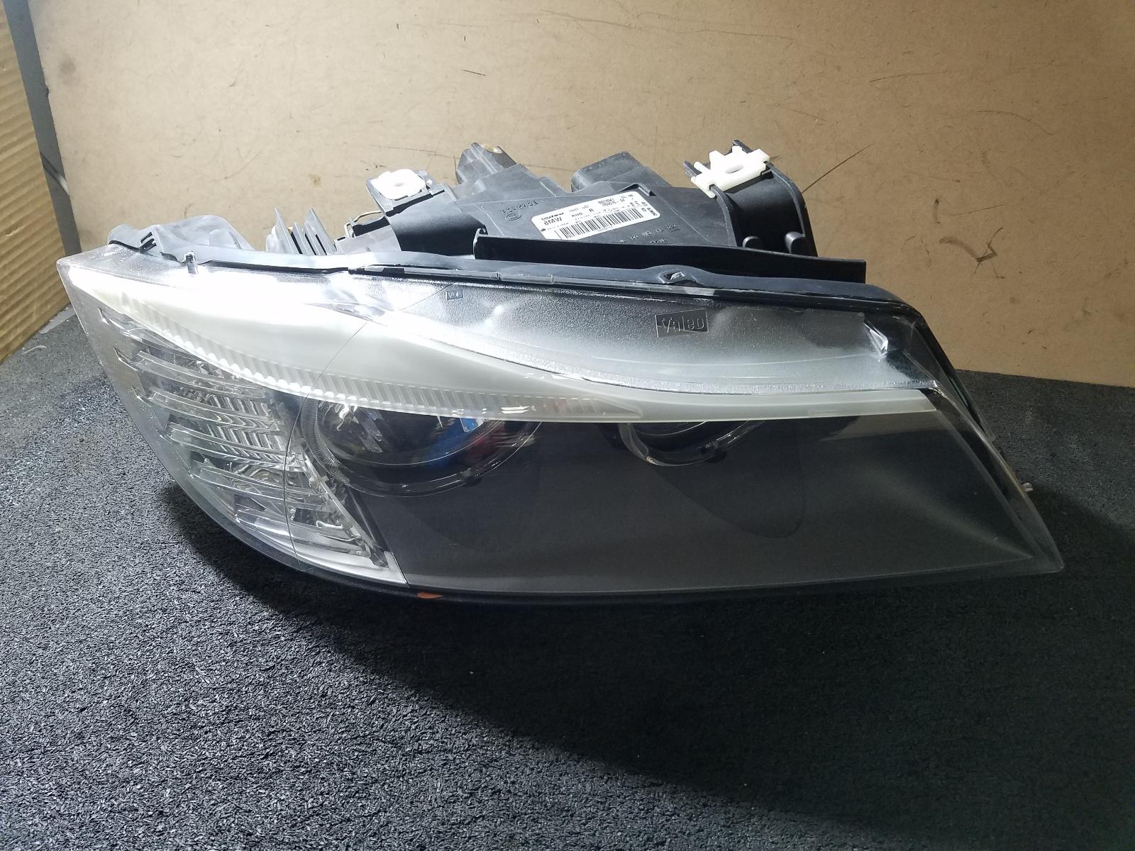 View Auto part Right Headlamp Bmw 3 Series 2010