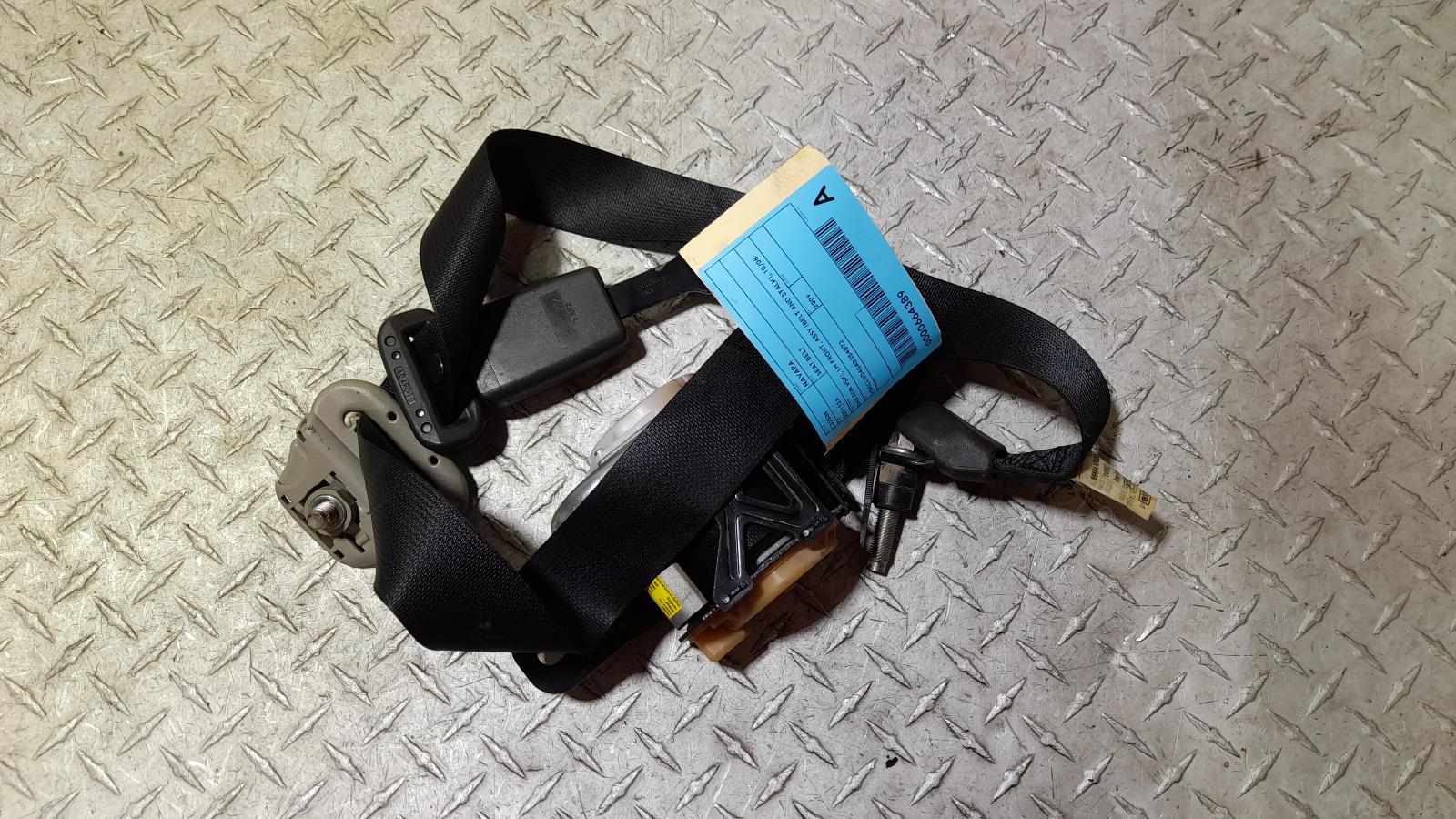 View Auto part Seatbelt/Stalk Nissan Navara 2009